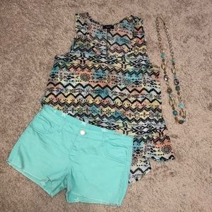 M High/Low multicolored sleeveless top